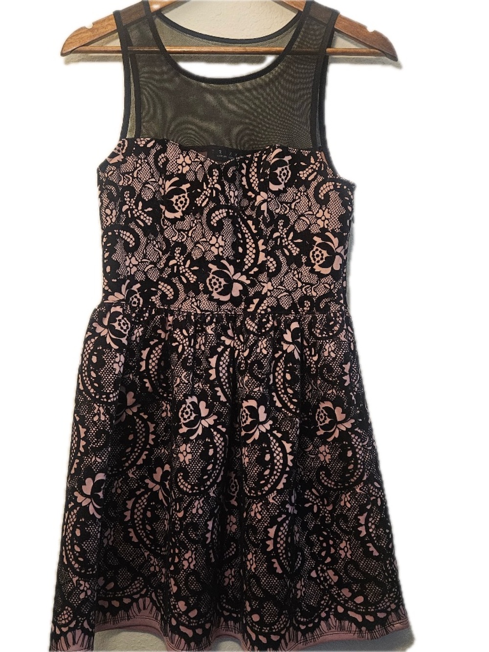 Trixxi‎ Dress Womens M Black Floral Short Fit & Flare Strappy Lined Mesh Yoke